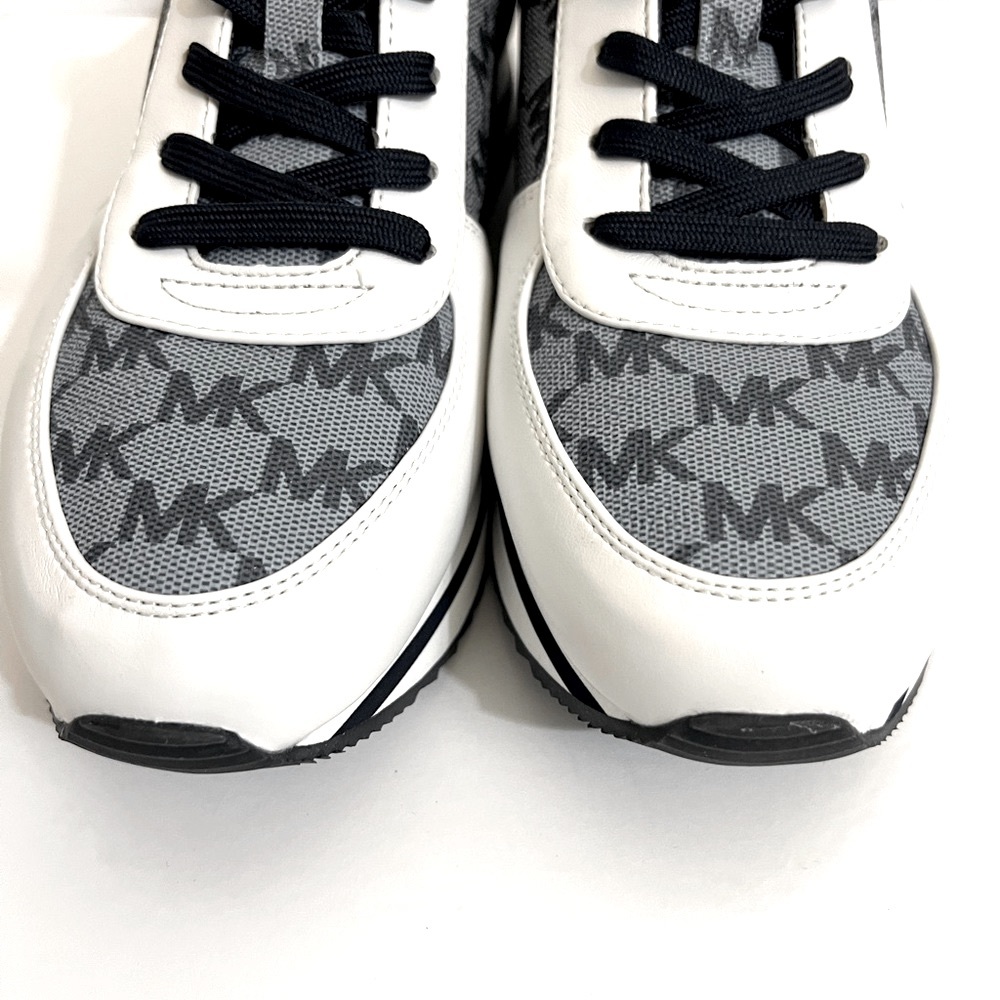 Michael Kors Signature sneakers,size 8.5 blue/white